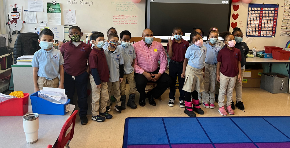 Syracuse Academy of Science and Citizenship elementary school welcomed Community Engagement Officer, Jimmy Oliver, of the Syracuse Police Dept as a Guest Speaker.