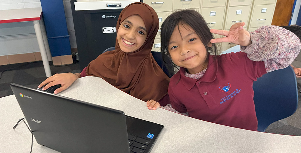 Two Citizenship & Science Academy of Syracuse Classes Team-Up for Science Lesson