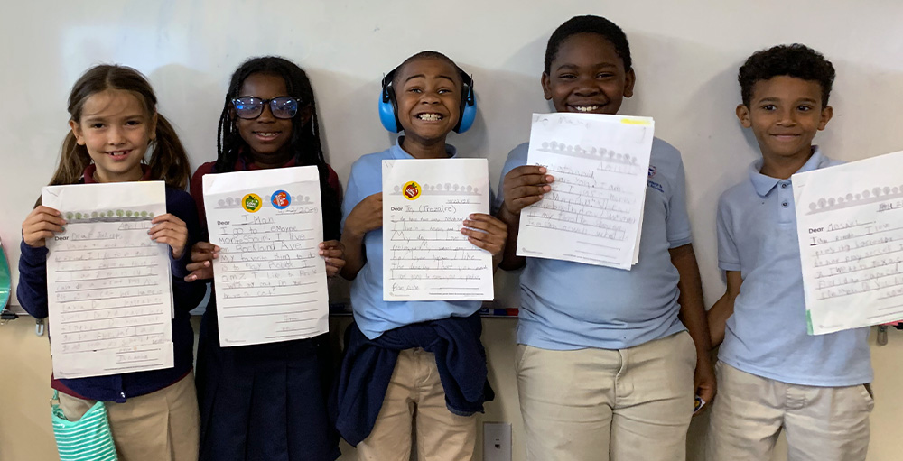 Ms. Mitscher's Reading Group Bring Story to Life at Citizenship & Science Academy of Syracuse